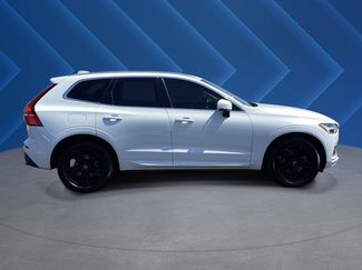 Used 2021 Volvo XC60 T5 Momentum FWD video 2