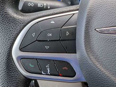 Used 2021 Chrysler Voyager Lxi FWD image 25
