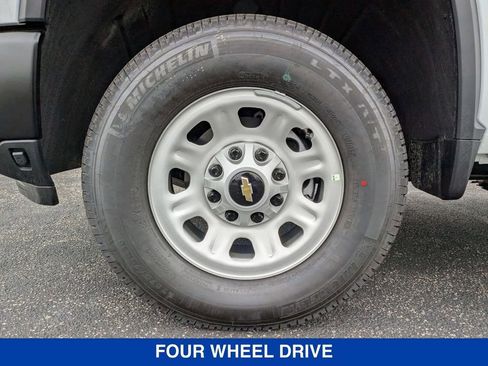 New 2025 Chevrolet Silverado 2500 W/T image 10