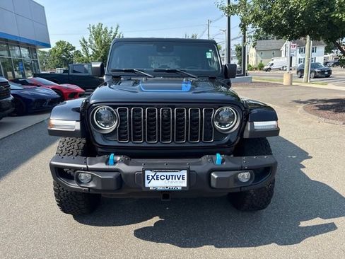Used 2024 Jeep Wrangler Unlimited Rubicon 4xe AWD/4WD image 3