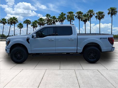 Used 2025 Ford F150 Lariat w/ Equipment Group 502A High AWD/4WD image 4