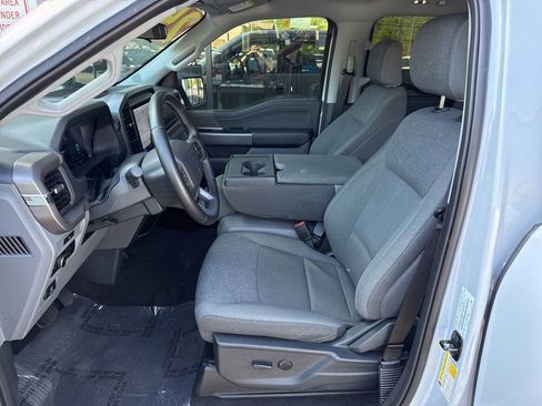 Used 2025 Ford F150 XLT w/ Equipment Group 301A Standard AWD/4WD image 20