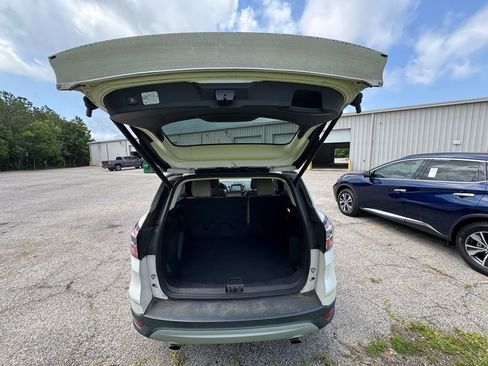 Used 2017 Ford Escape Titanium FWD image 15