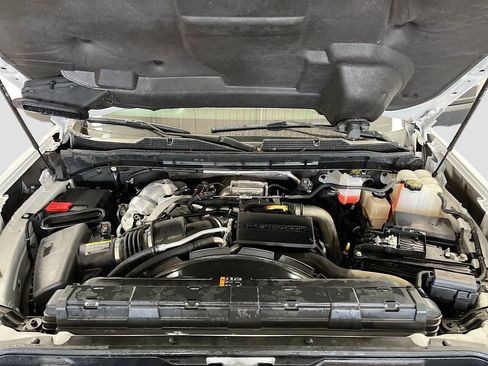 Used 2022 Chevrolet Silverado 3500 High Country w/ Z71 Off-Road Package AWD/4WD image 32