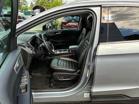 Certified 2024 Ford Edge SEL w/ Convenience Package AWD/4WD image 18
