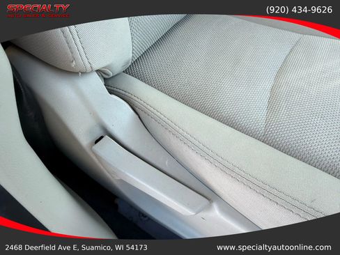 Used 2015 Subaru Crosstrek 2.0i Premium image 30