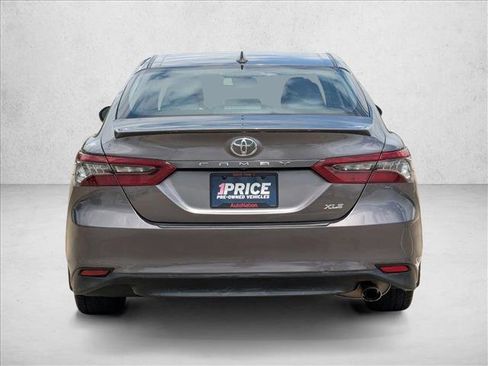 Used 2023 Toyota Camry XLE image 6