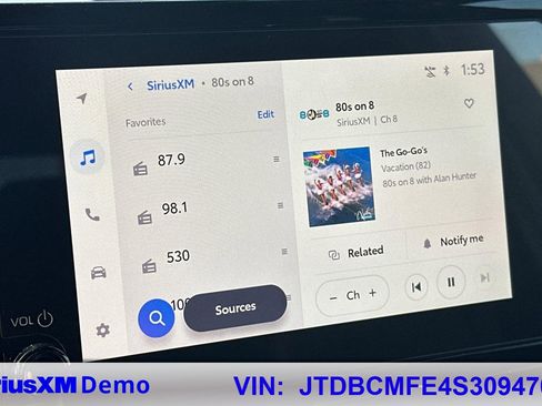Used 2025 Toyota Corolla SE image 29