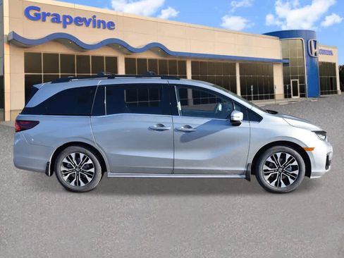 New 2026 Honda Odyssey Elite image 6