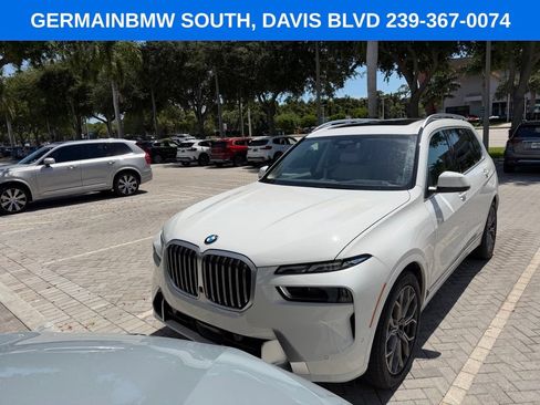 Certified 2024 BMW X7 xDrive40i AWD/4WD image 3