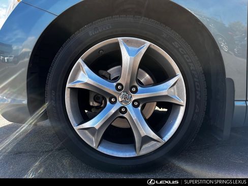 Used 2011 Toyota Venza AWD w/ Premium Pkg #2 image 6