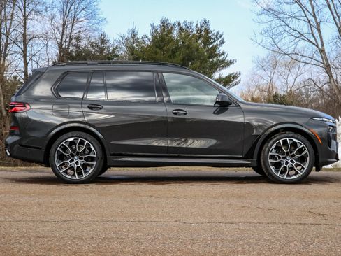 New 2026 BMW X7 xDrive40i w/ M Sport Package image 2