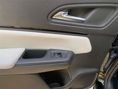 Certified 2024 Honda Prologue EX image 12