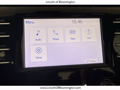 Used 2018 Toyota Camry SE image 44