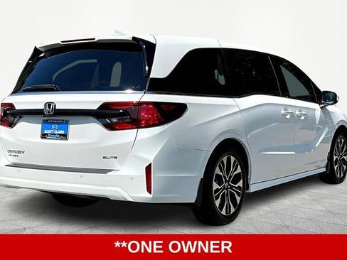 Used 2025 Honda Odyssey Elite image 6