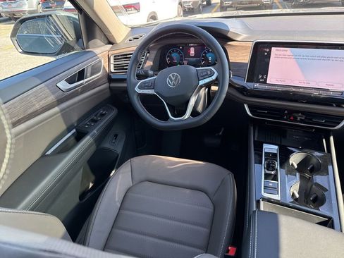 New 2026 Volkswagen Atlas SEL AWD/4WD image 10