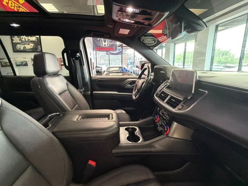 Used 2022 Chevrolet Suburban LT w/ LT Signature Plus Package AWD/4WD image 57