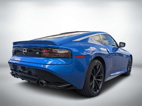 Used 2025 Nissan Z Performance w/ Floor Mat Package RWD image 3