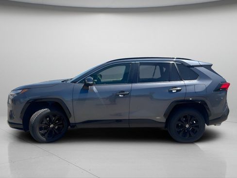 Used 2023 Toyota RAV4 SE w/ Convenience Package AWD/4WD image 12