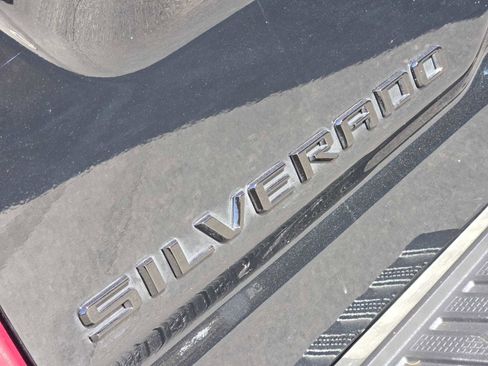 Certified 2024 Chevrolet Silverado 2500 ZR2 w/ Technology Package image 11