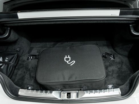 Used 2025 Bentley Continental GT image 19