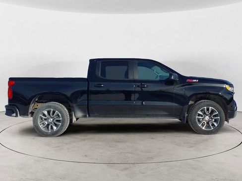 Used 2023 Chevrolet Silverado 1500 RST w/ Z71 Off-Road Package image 6