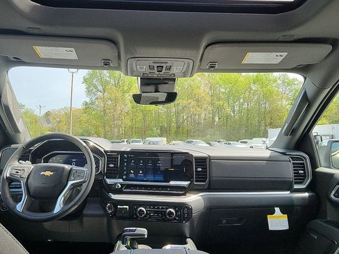 New 2026 Chevrolet Silverado 1500 LTZ w/ Technology Package AWD/4WD image 25