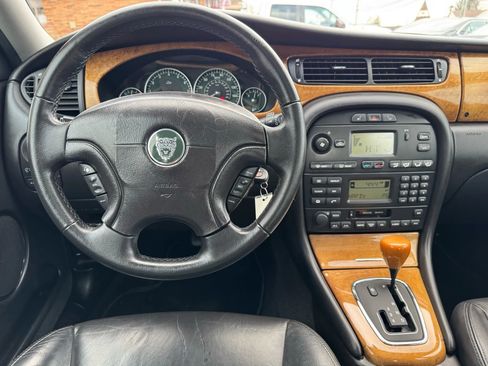 Used 2002 Jaguar X-TYPE 3.0 image 40