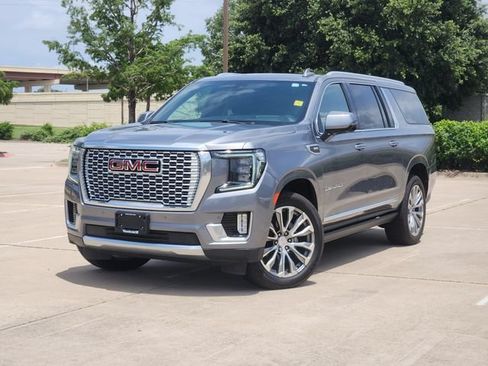 Used 2021 GMC Yukon XL Denali w/ Denali Premium Package AWD/4WD image 1