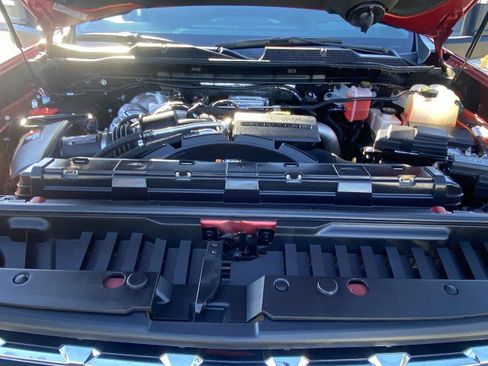 Used 2022 Chevrolet Silverado 2500 LTZ w/ LTZ Premium Package image 30