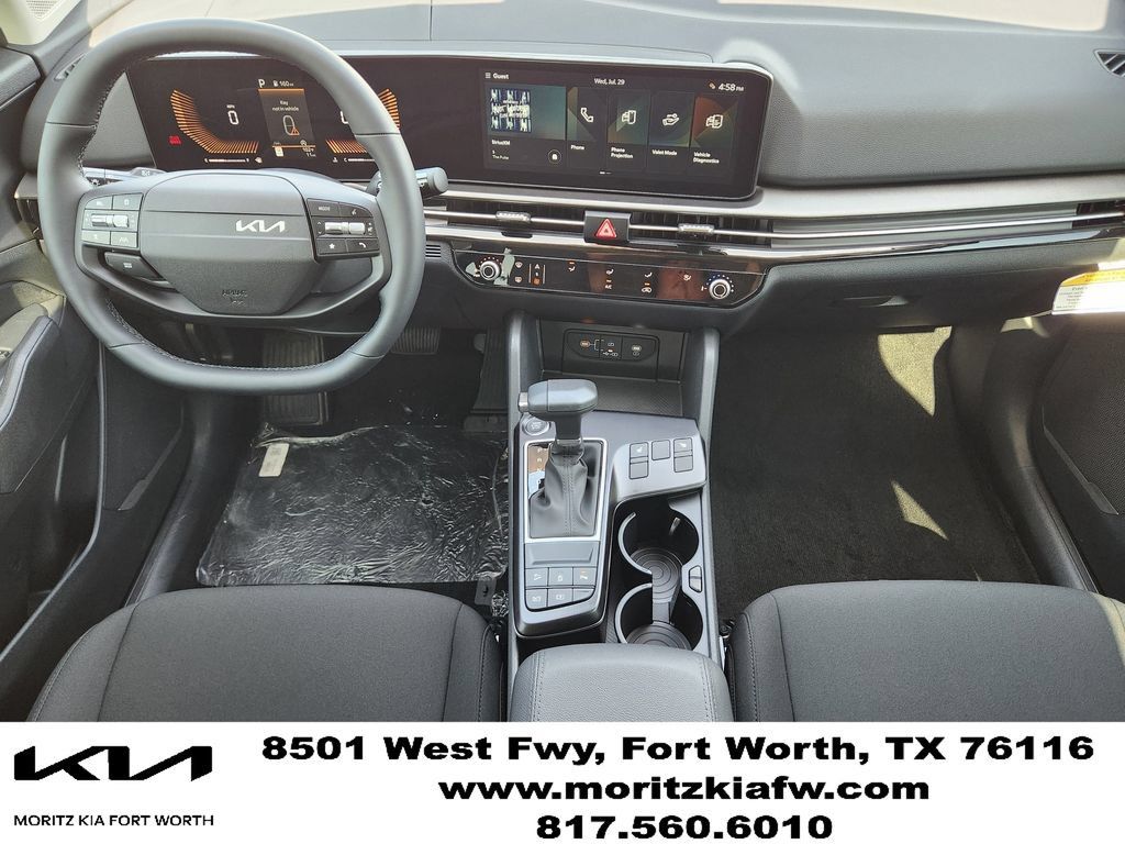 New 2026 Kia Sportage LX w/ LX Convenience Package FWD image 18