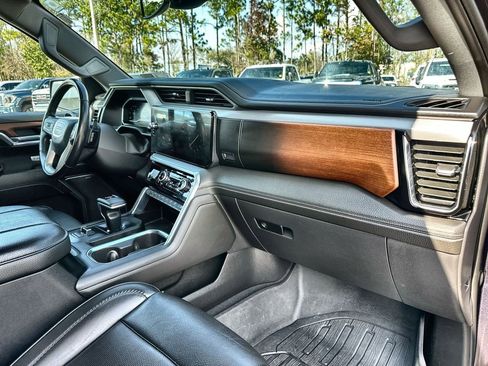 Certified 2023 GMC Sierra 1500 Denali image 29