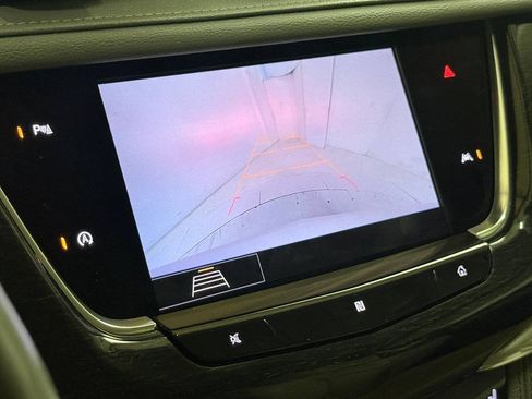 Used 2020 Cadillac XT6 Premium Luxury FWD image 52