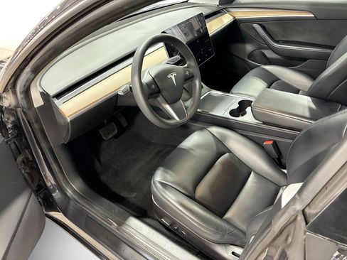 Certified 2021 Tesla Model 3 Standard Range Plus RWD image 9