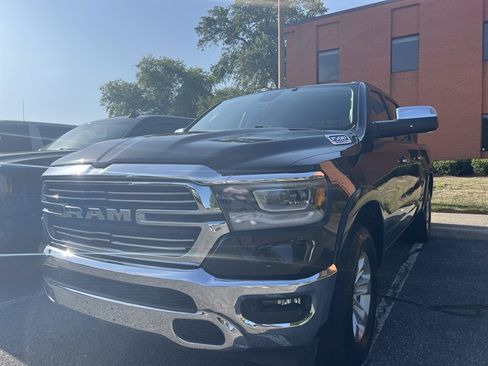 Used 2020 RAM 1500 Laramie AWD/4WD image 11