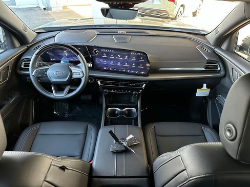 New 2026 Chevrolet Traverse LT w/ Enhanced Driving Package image 20