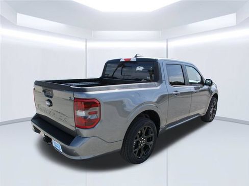 Used 2025 Ford Maverick Lobo AWD/4WD image 7