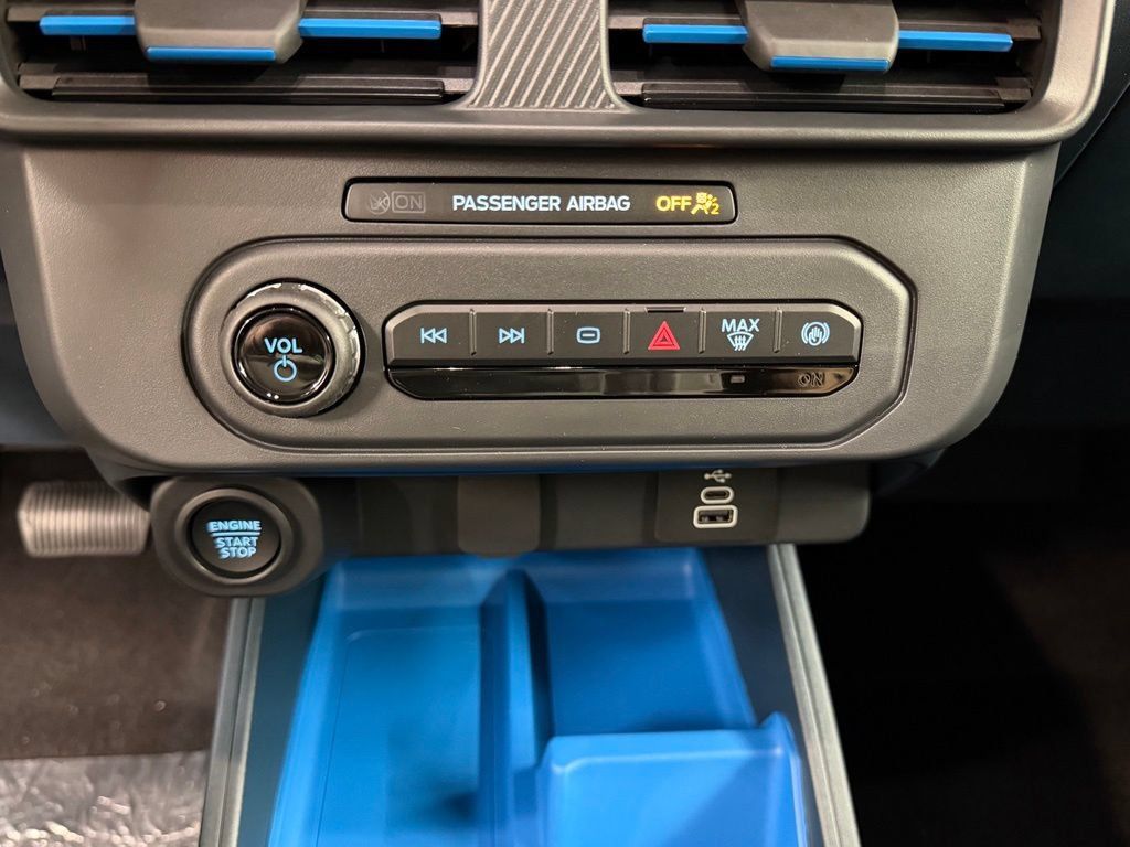 New 2026 Ford Maverick XLT w/ Equipment Group 301A AWD/4WD image 13