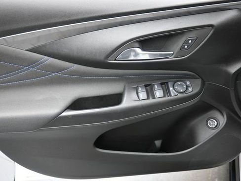Used 2024 Buick Envista Sport Touring w/ Convenience I Package FWD image 13