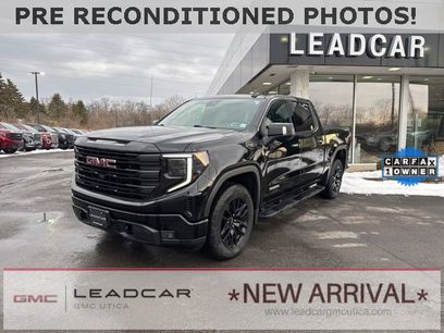Used 2022 GMC Sierra 1500 Elevation w/ Elevation Premium Package