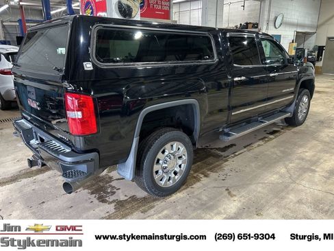 Used 2017 GMC Sierra 2500 Denali AWD/4WD image 10