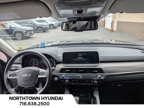 Used 2022 Kia Telluride EX w/ EX Premium Package AWD/4WD image 6