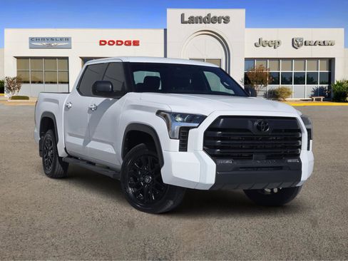 Used 2026 Toyota Tundra SR5 w/ SX Package AWD/4WD image 1