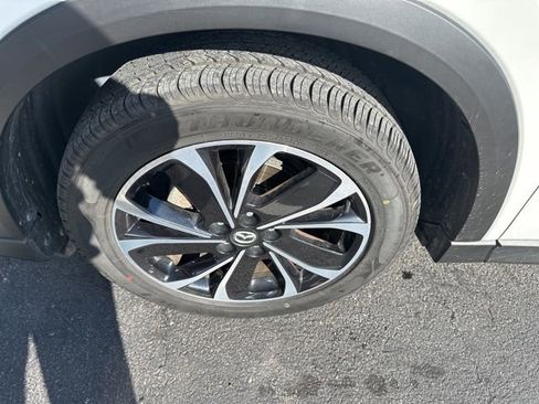 Used 2022 MAZDA CX-5 AWD 2.5 S w/ Premium Plus Pkg image 4