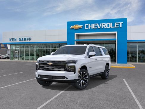 New 2026 Chevrolet Suburban High Country AWD/4WD image 10