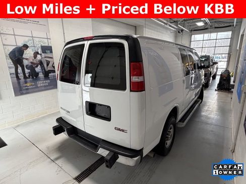 Used 2024 GMC Savana 2500 Work Van 3D Cargo Van w/ Driver Convenience Package image 9