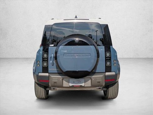 New 2026 Land Rover Defender 110 S AWD/4WD image 8