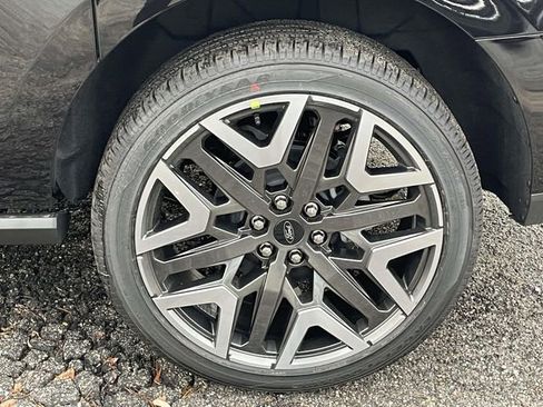 New 2026 Ford Expedition Max Platinum w/ Platinum Ultimate Package image 8