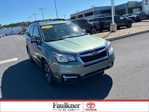 Used 2018 Subaru Forester 2.5i Premium AWD/4WD image 1