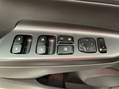 Used 2022 Hyundai Kona SEL image 16